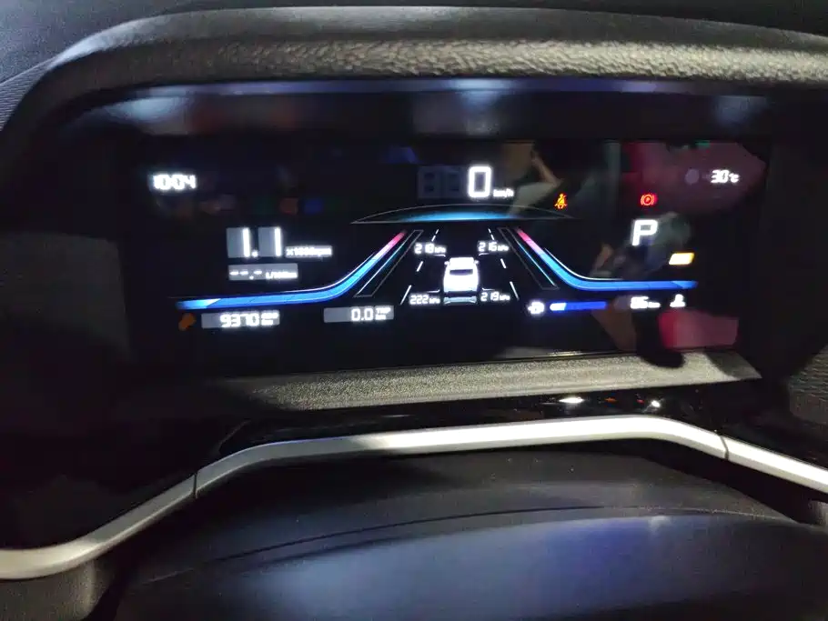 Geely Binyue — миниатюра 14