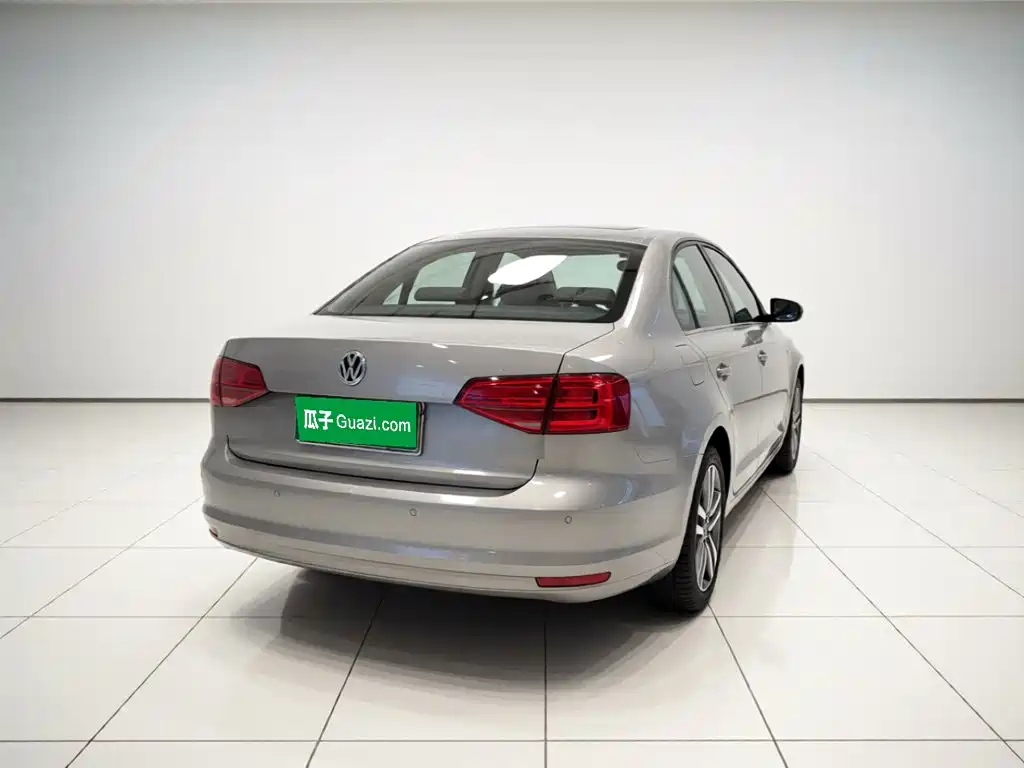Volkswagen Sagitar — миниатюра 3