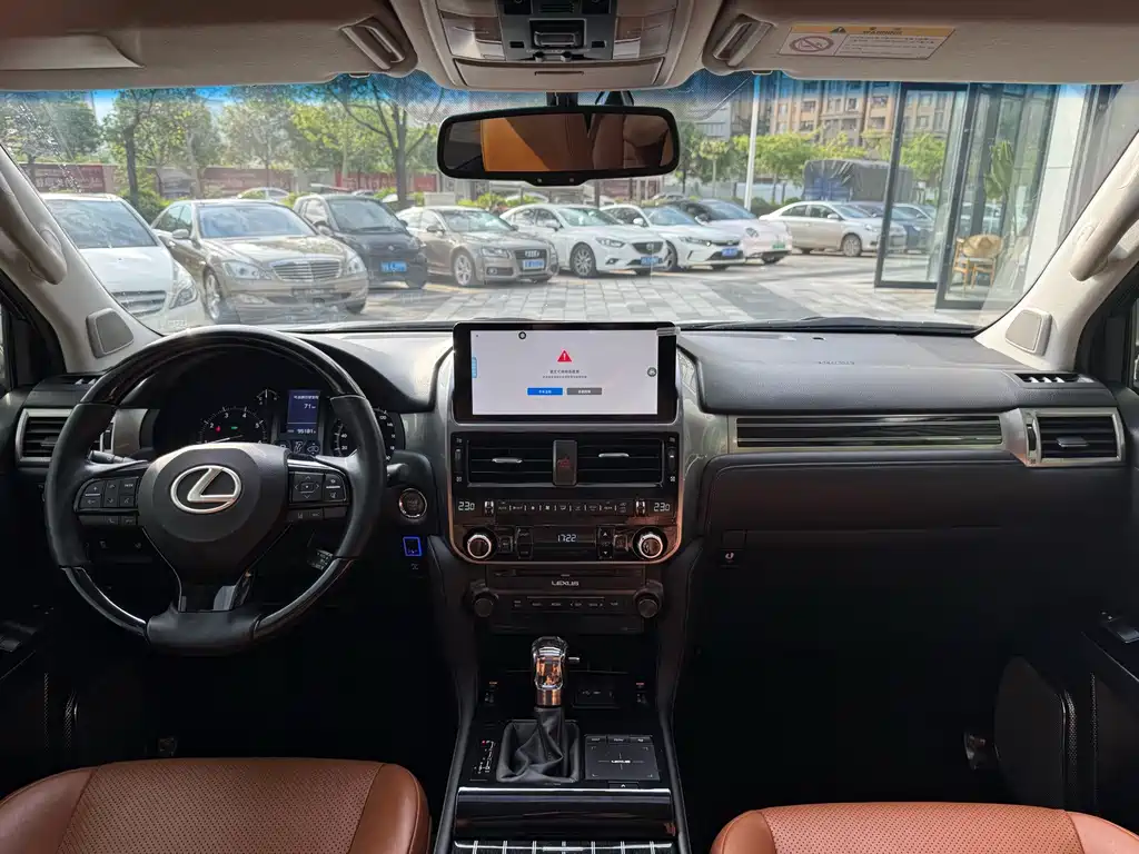 Lexus GX — миниатюра 11