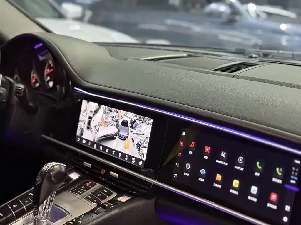 Porsche Panamera — миниатюра 6