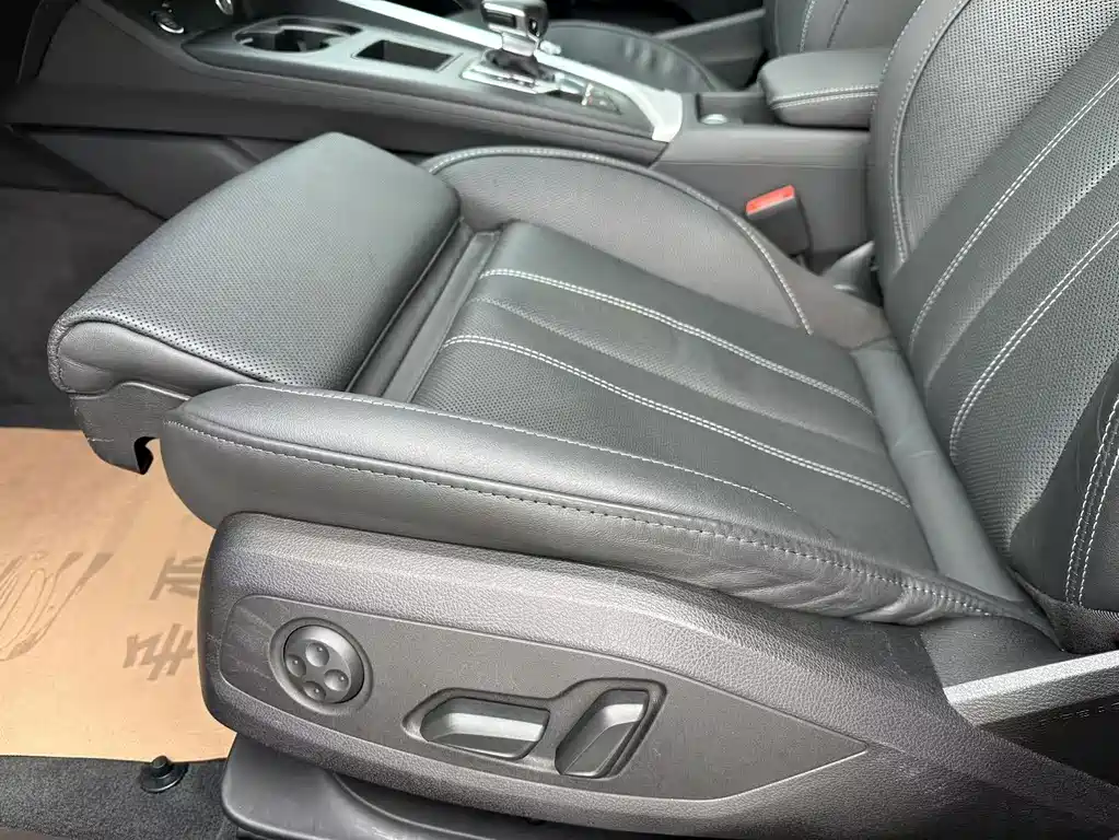 Audi A4L — миниатюра 19