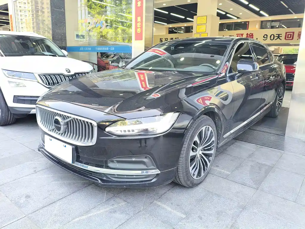 Volvo S90 2024