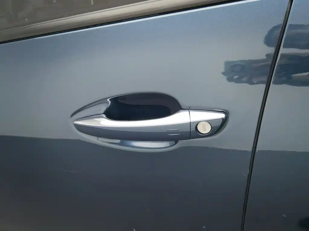 Peugeot 5008 — миниатюра 18