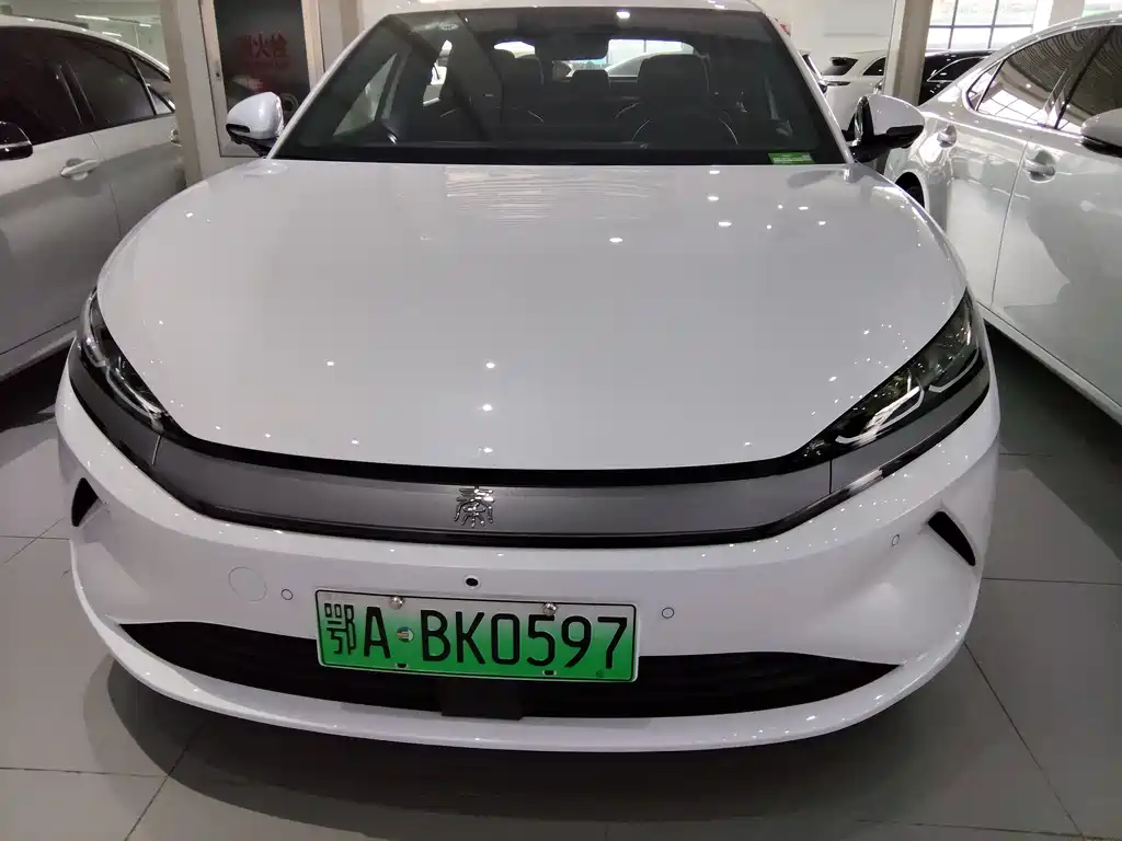 BYD QIN L