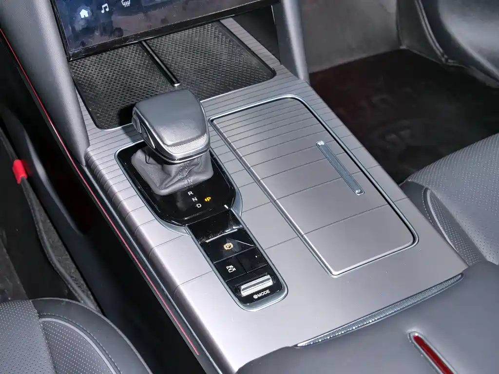 Hongqi HONGQI HS7 PHEV