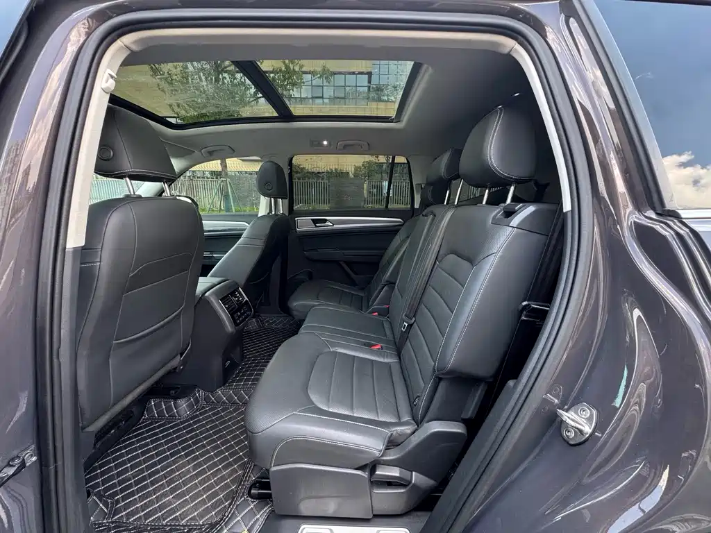 Volkswagen Teramont — миниатюра 11