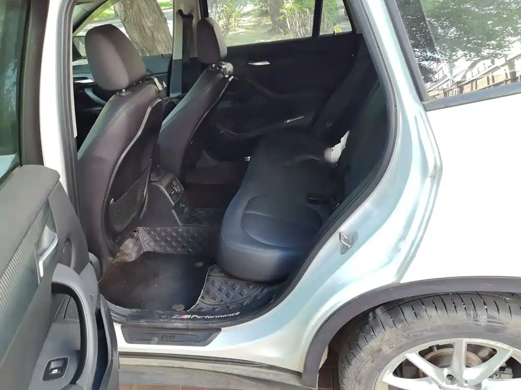BMW X1 — миниатюра 15