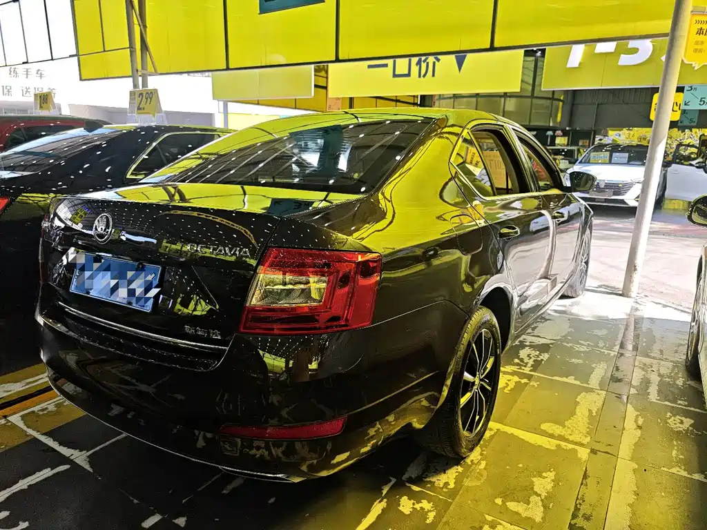 Skoda Octavia — миниатюра 12