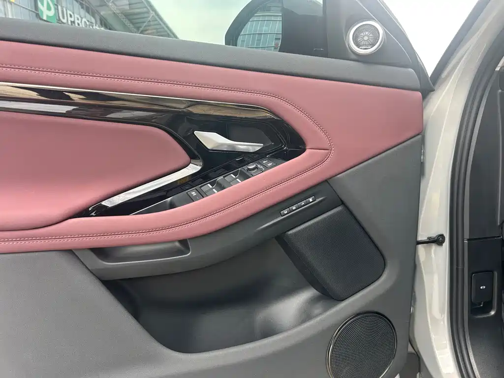 Land Rover Evoque — миниатюра 14
