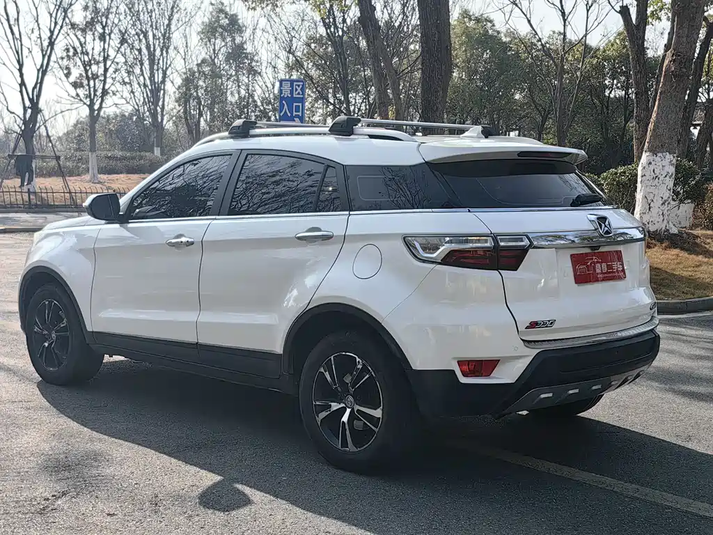 JIANGLING YUSHENG S330