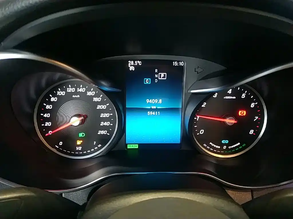 Mercedes-Benz C-Class — миниатюра 12