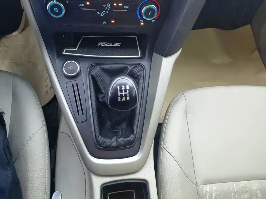 Ford Focus — миниатюра 16