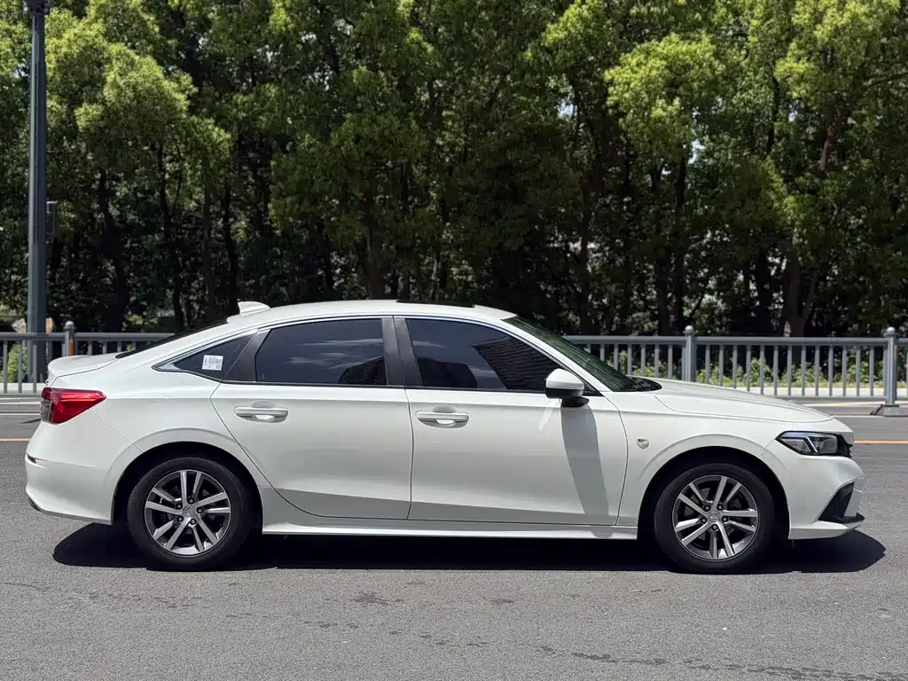 Honda Civic — миниатюра 4