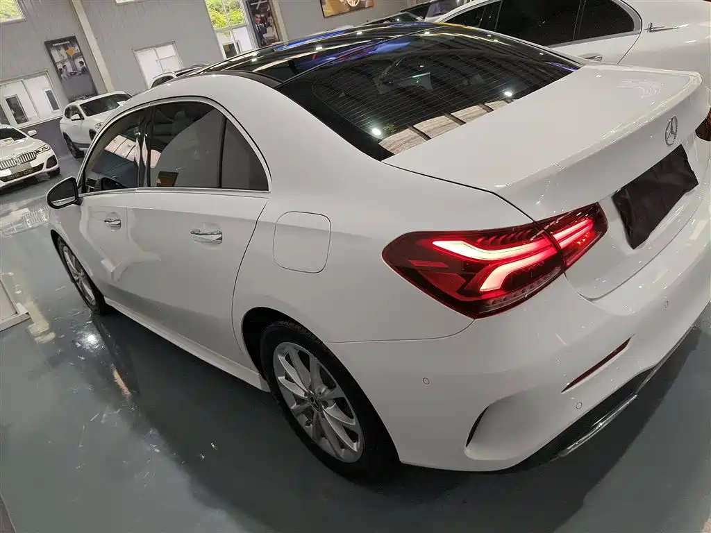 MERCEDES-BENZ A CLASS