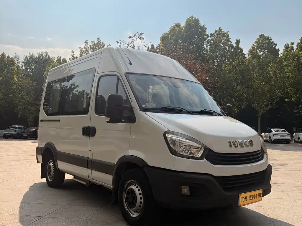 IVECO Ousheng — миниатюра 8