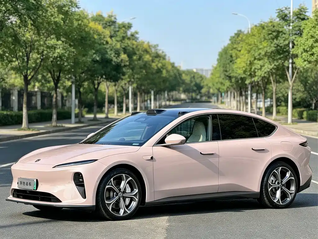 NIO ET5 — миниатюра 2
