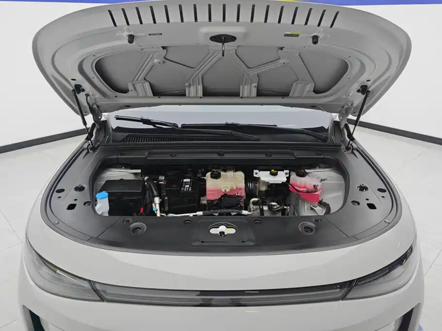 Leapmotor Leapmotor C10 — миниатюра 10