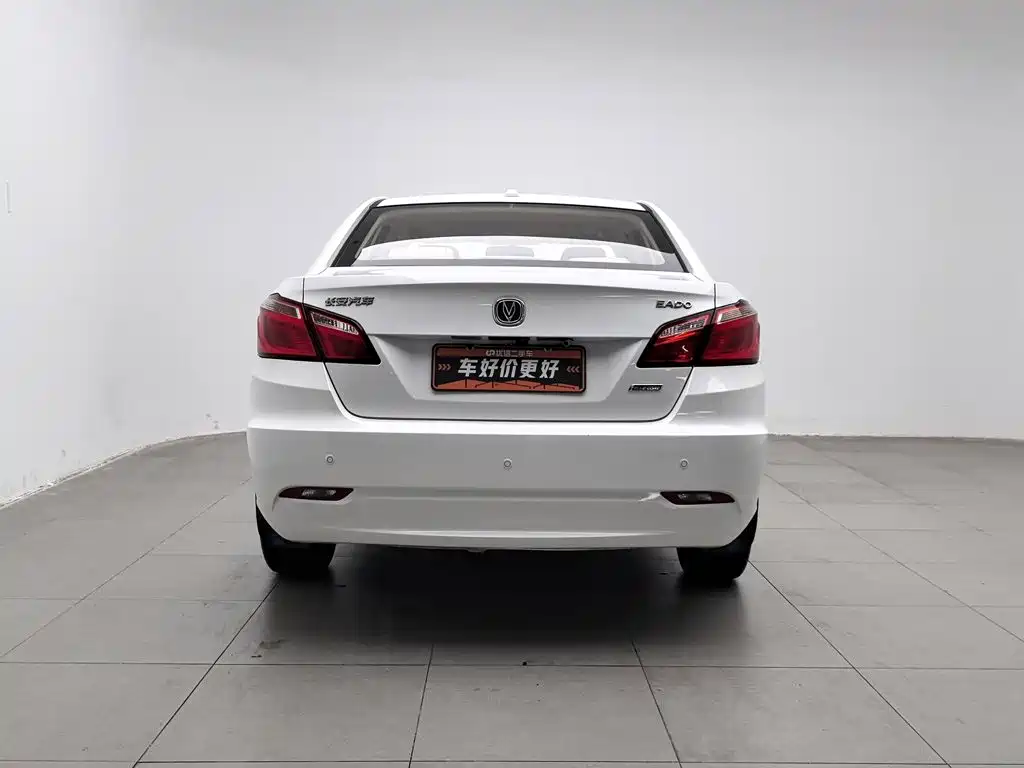 Changan Eado — миниатюра 4