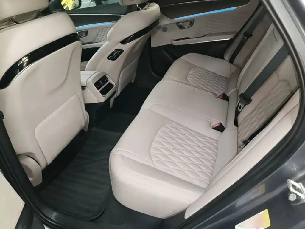 BYD Han — миниатюра 17