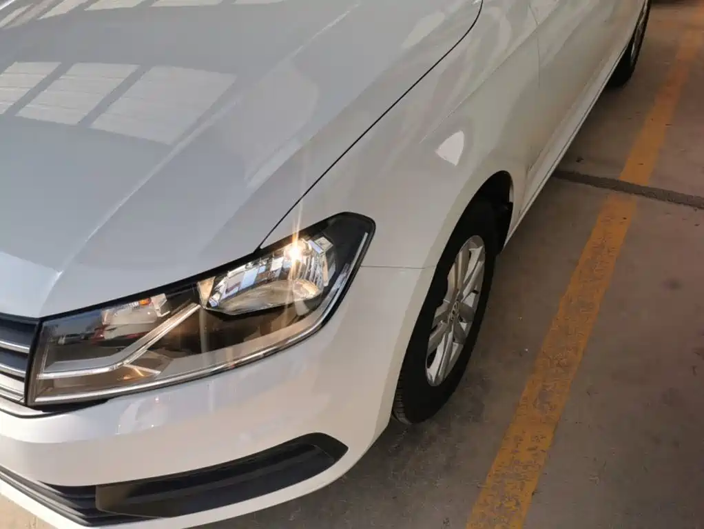 Volkswagen Santana — миниатюра 24