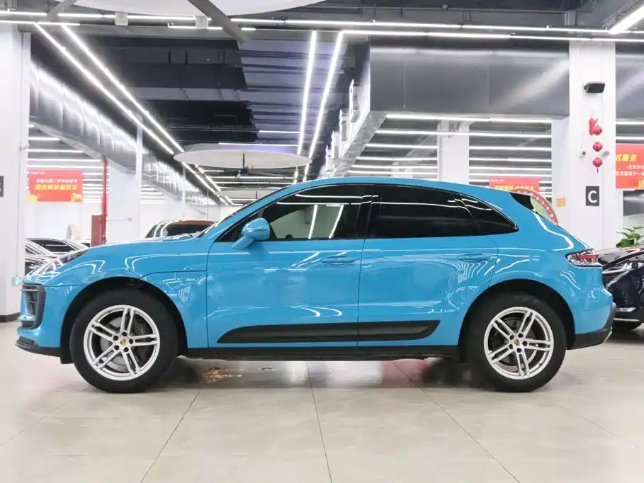 Porsche Macan — миниатюра 3