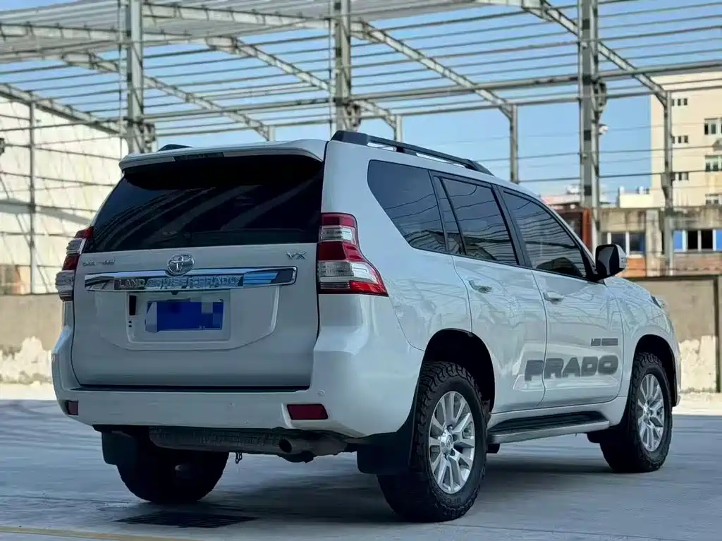 Toyota Prado — миниатюра 8