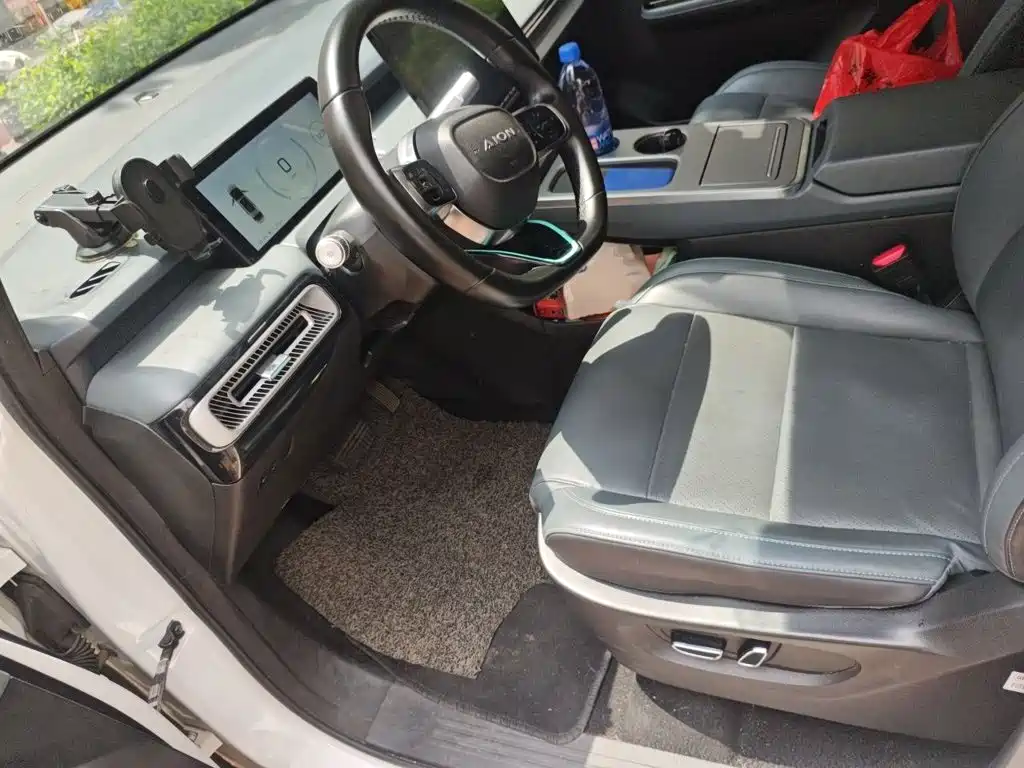 Aion AION Y — миниатюра 11