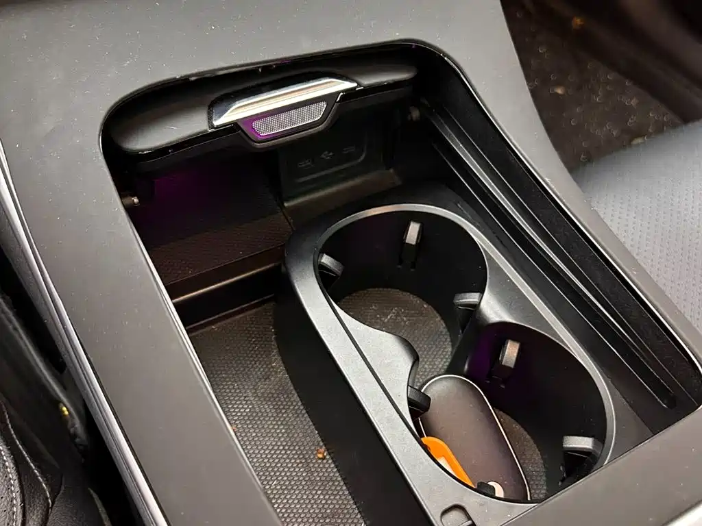 Mercedes-Benz C-Class — миниатюра 16