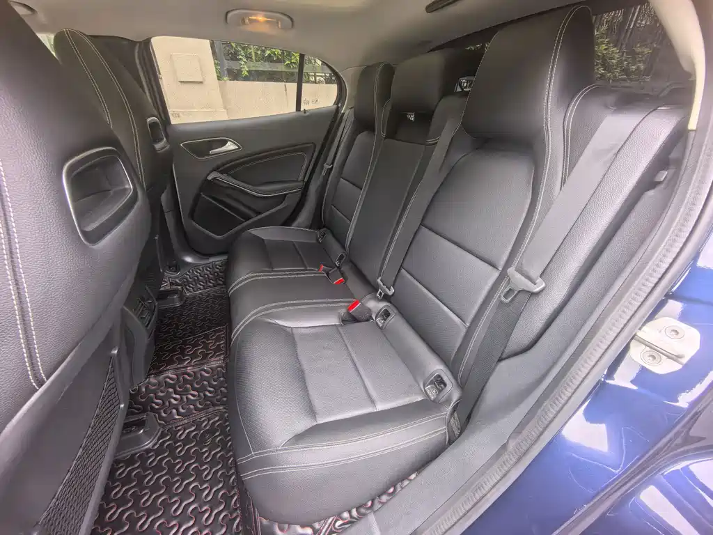 Mercedes-Benz GLA — миниатюра 11