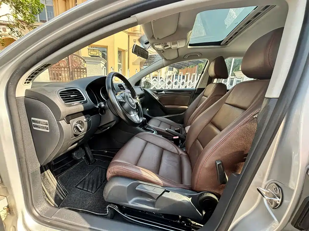 Volkswagen Golf — миниатюра 4