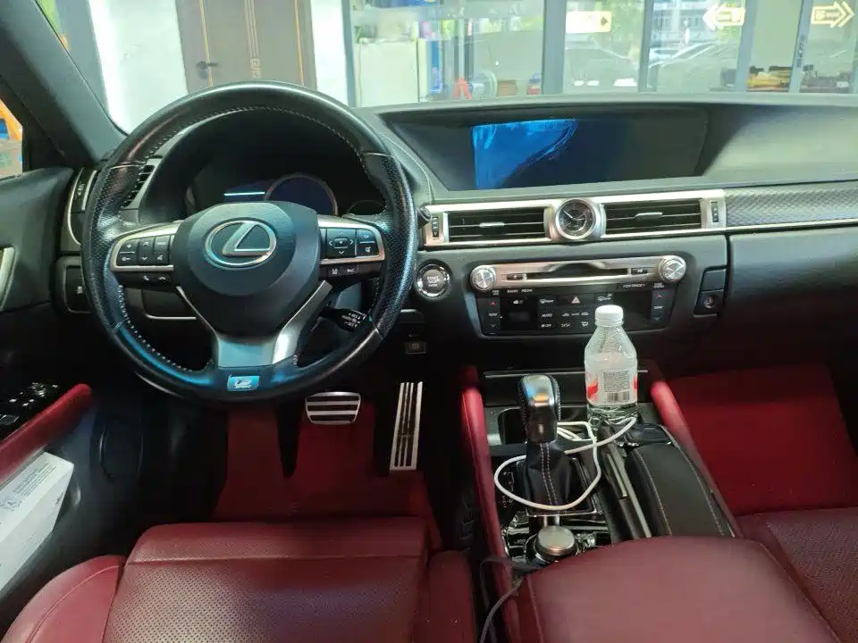 Lexus GS — миниатюра 3
