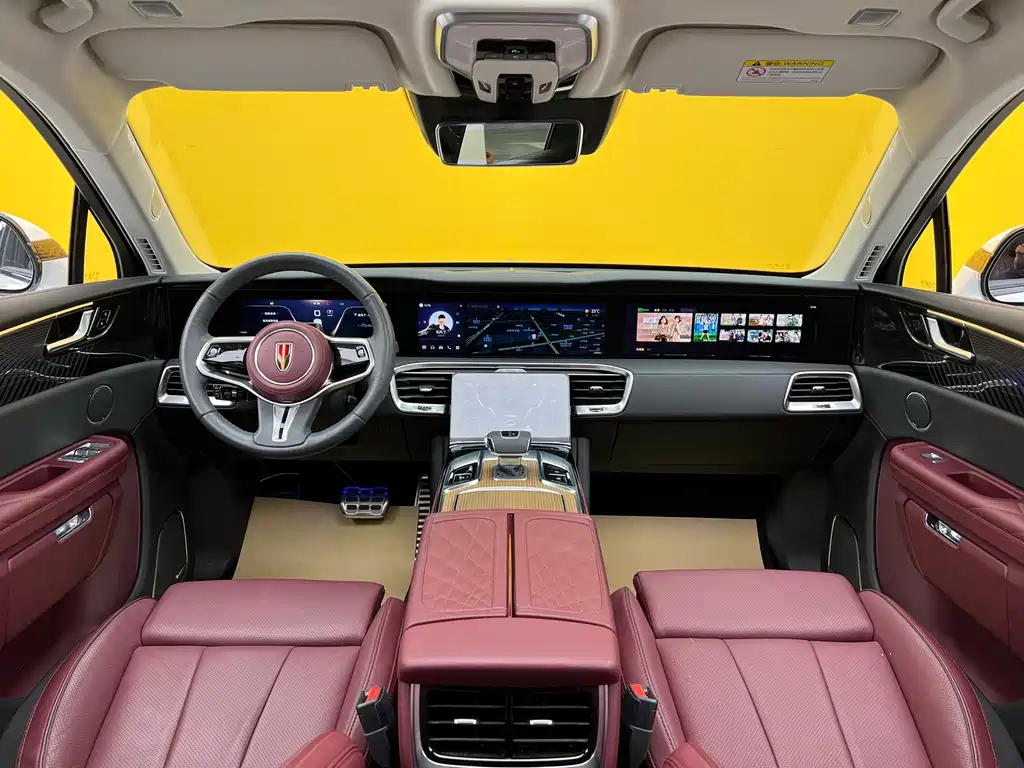Hongqi E-HS9 2022 660km мест