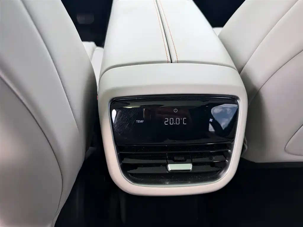 Changan Deepal DARK BLUE SL03