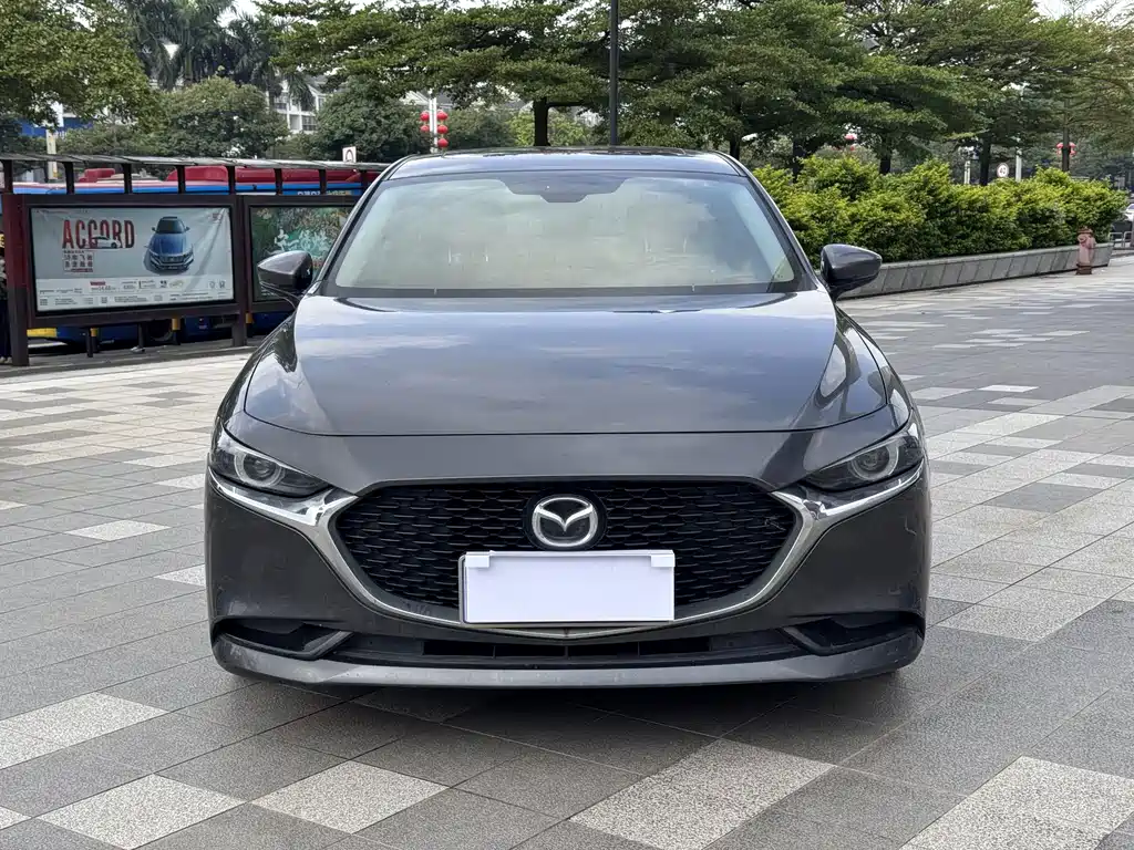 Mazda 3 Axela — миниатюра 2