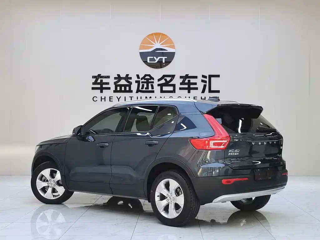 Volvo XC40 2021 T4 Fashion