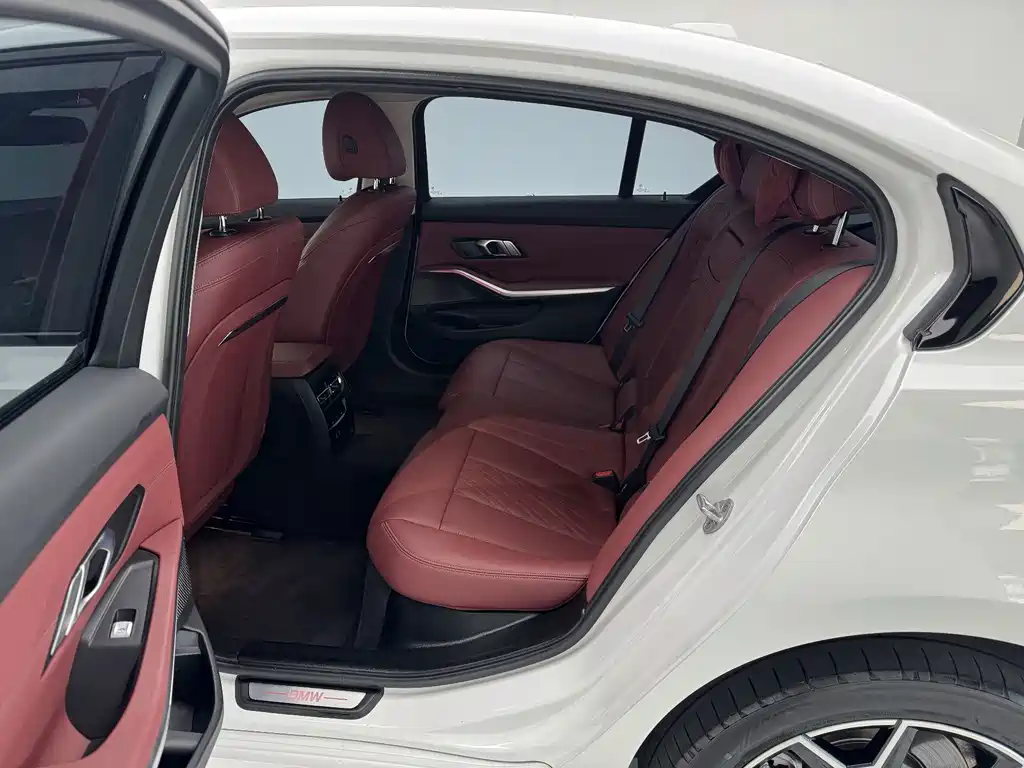 BMW i3 — миниатюра 13