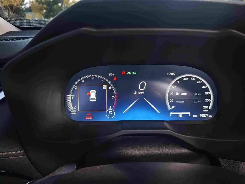 Toyota RAV4 — миниатюра 9