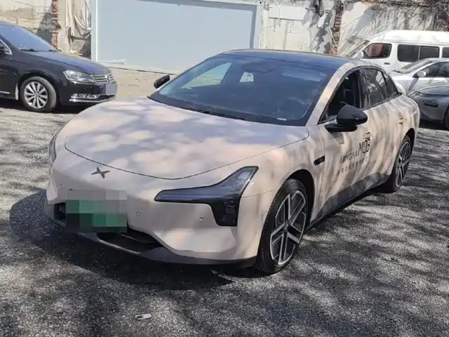2025 Xpeng Mona M03