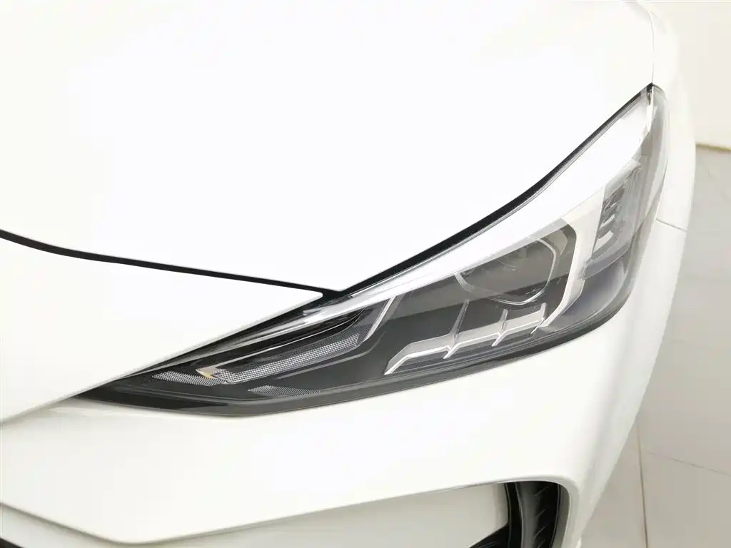 MG 5 2021 180DVVT MT Luxury