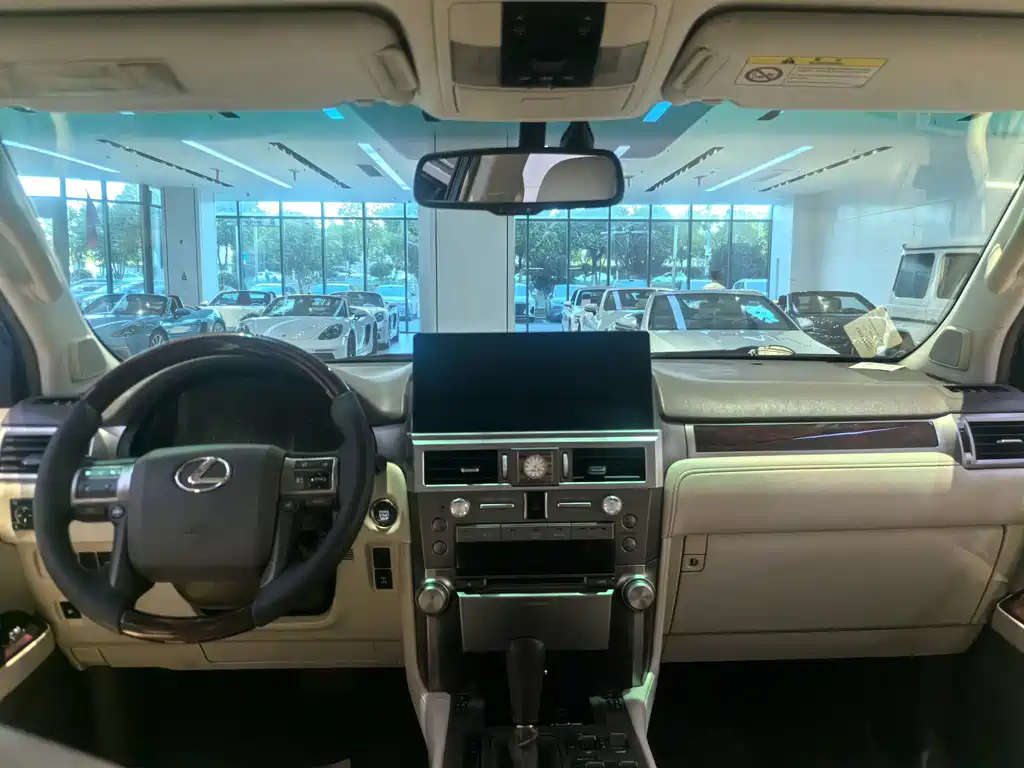 Lexus GX — миниатюра 8