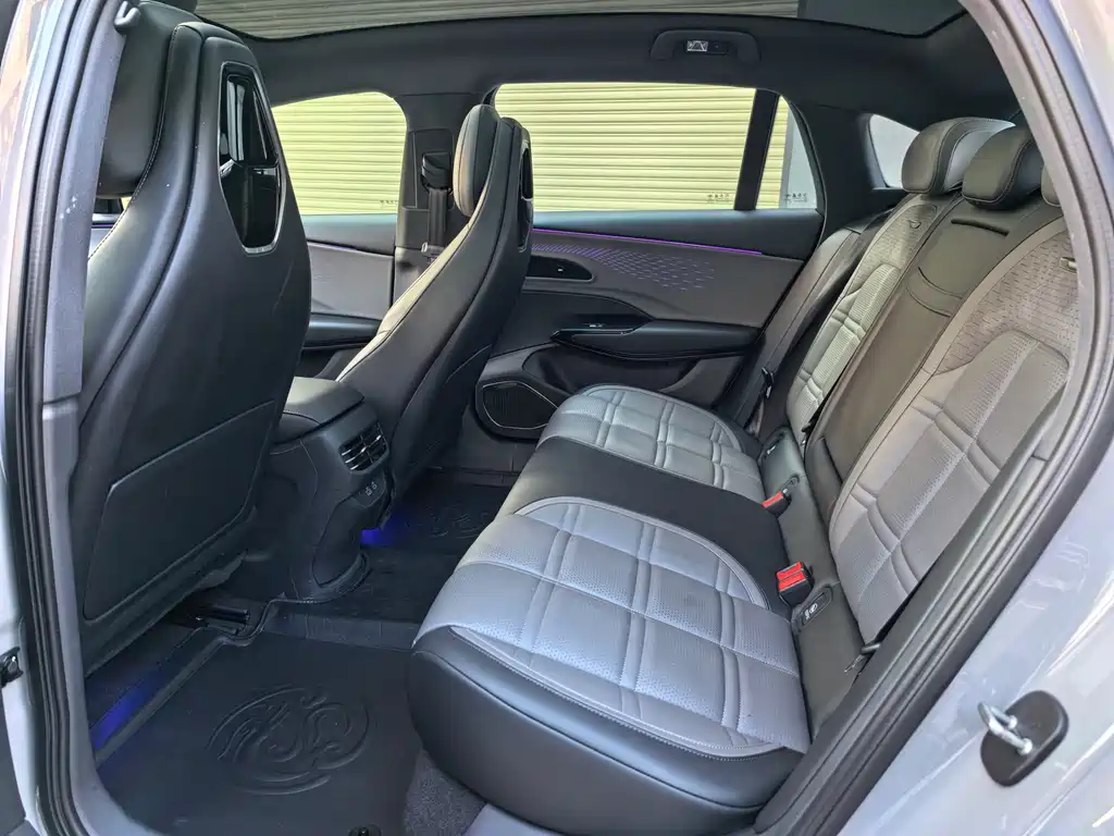 Hongqi EH7 2024 760 Pro+
