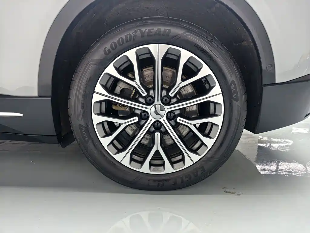 NIO ES6 — миниатюра 9