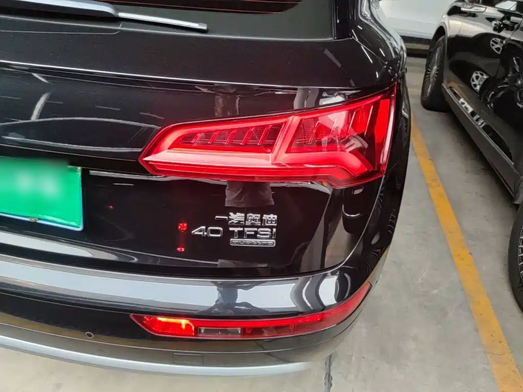 Audi Q5L 2018 40 TFSI V