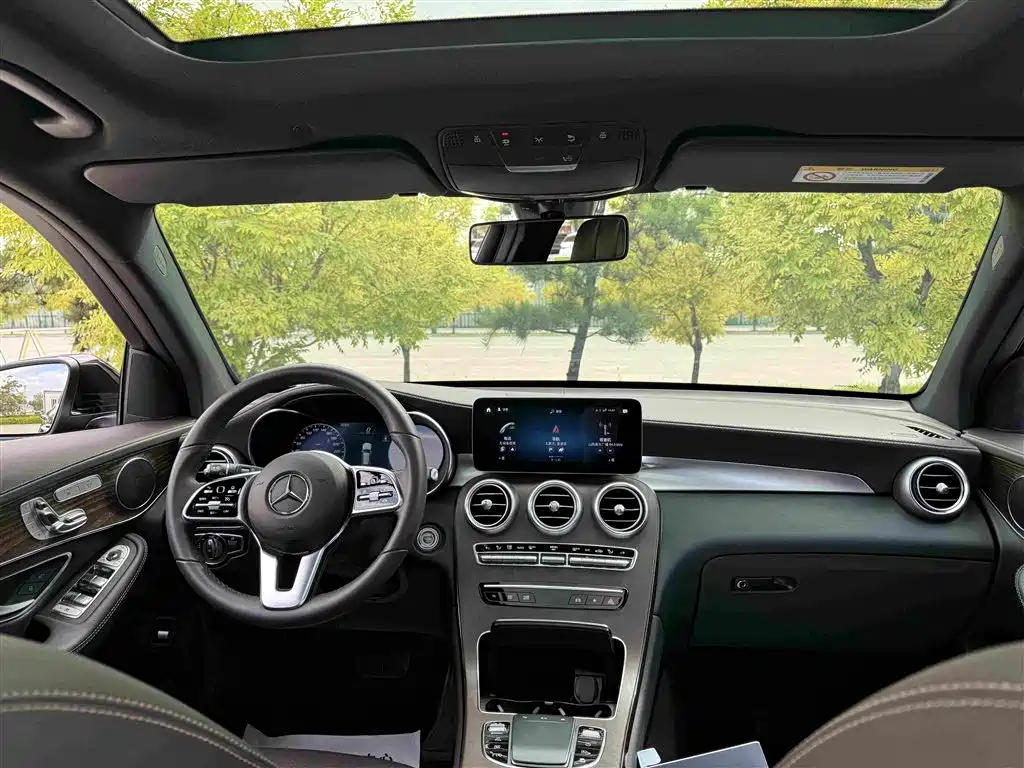 Mercedes-Benz GLC — миниатюра 16