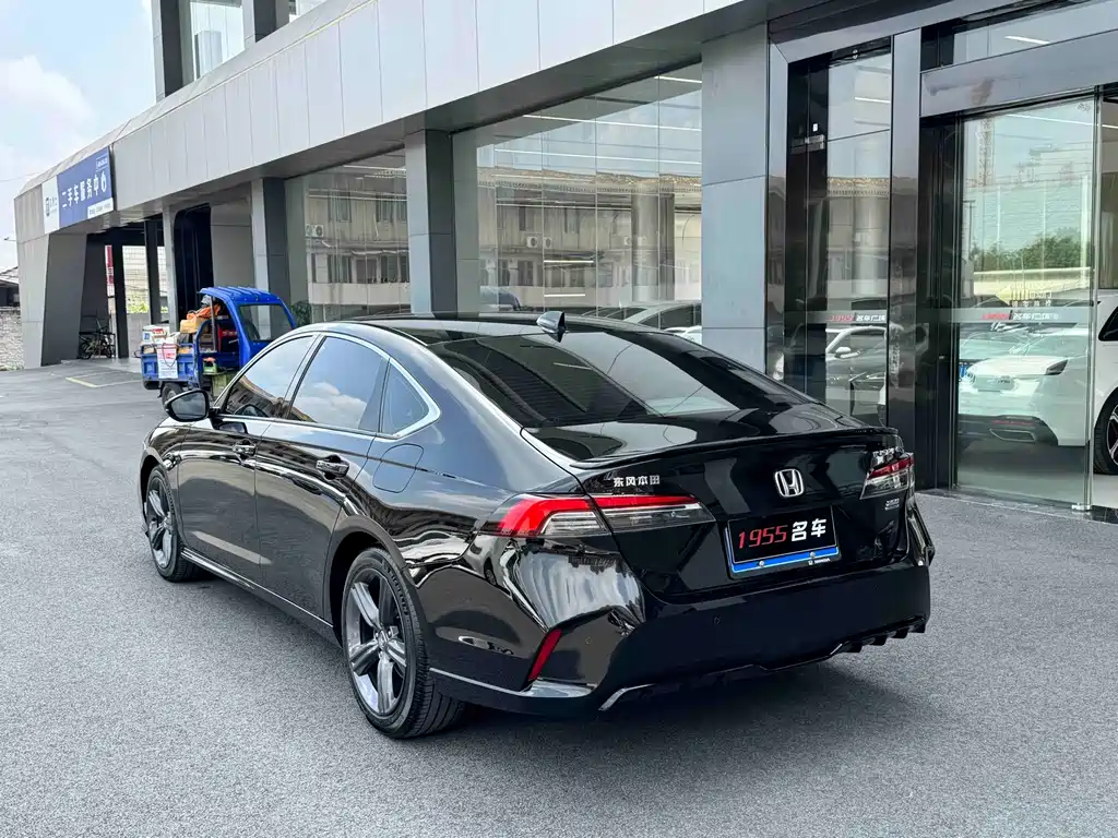 Honda Inspire — миниатюра 7