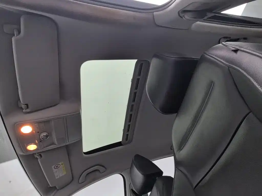Volkswagen Sagitar — миниатюра 14