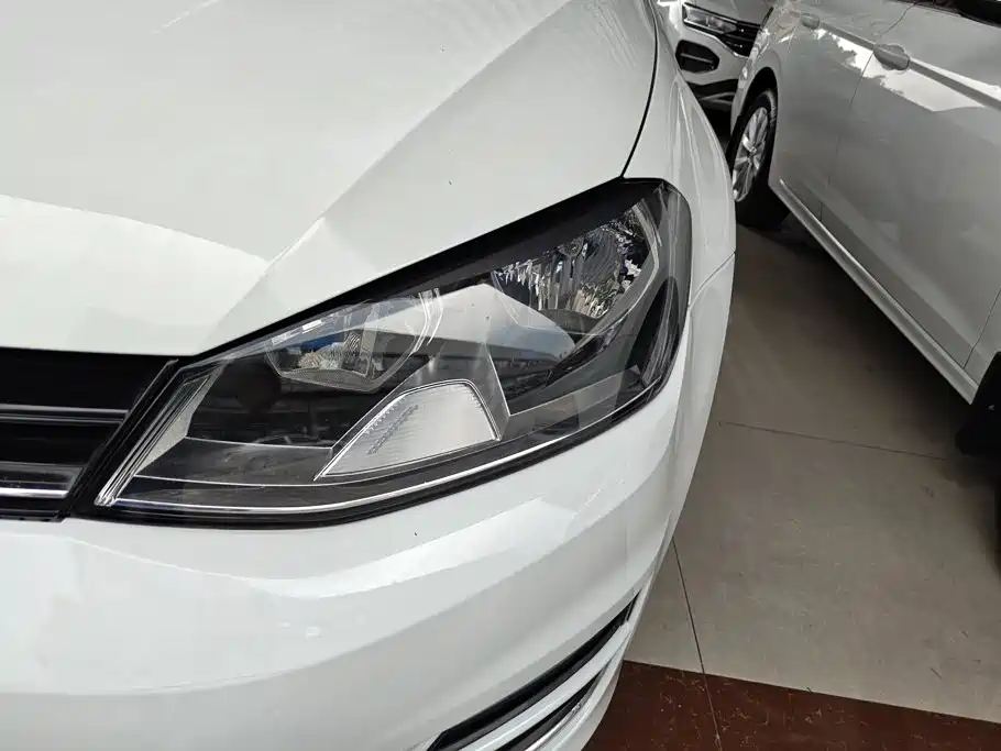 Volkswagen Golf — миниатюра 5