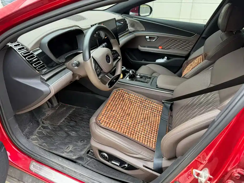 BYD Han — миниатюра 7