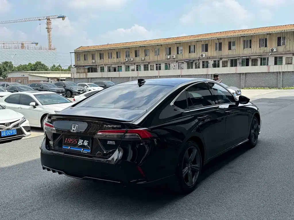 Honda Inspire — миниатюра 9