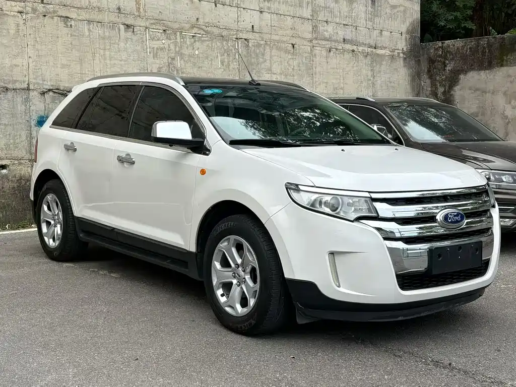 Ford Edge (Import) — миниатюра 3